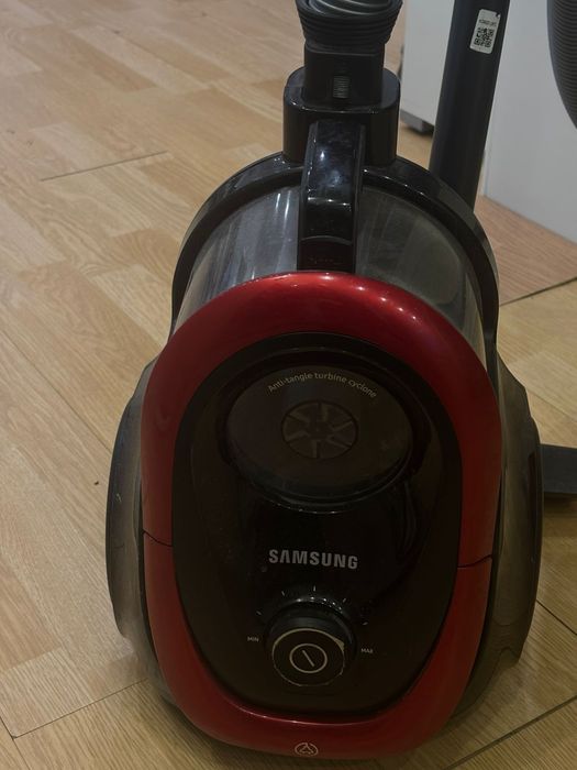 Продается пылесос samsung