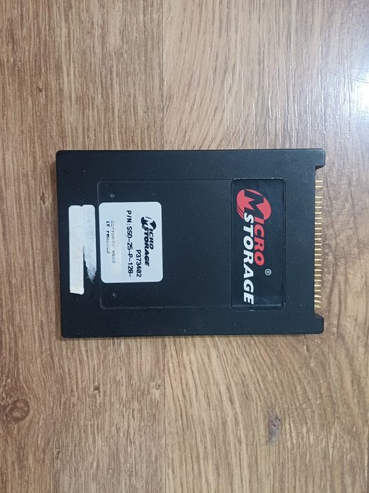 Hard IDE 2.5'' 128Gb in stare buna. Este testat