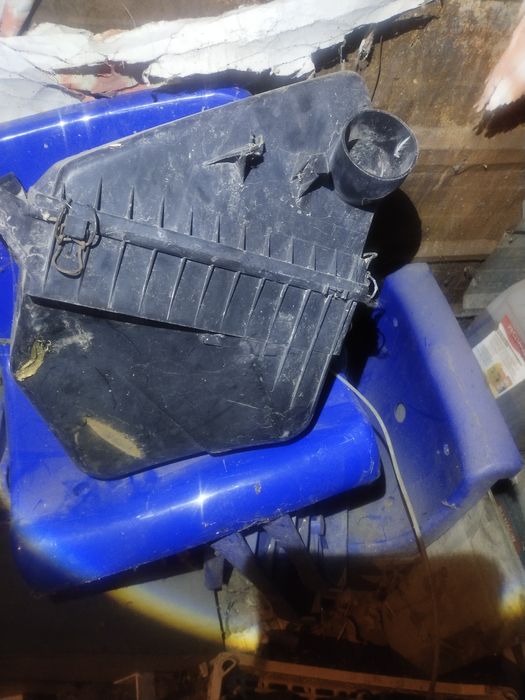 Продам запчасти Ауди А4 пасат б4 Ауди б4-б3