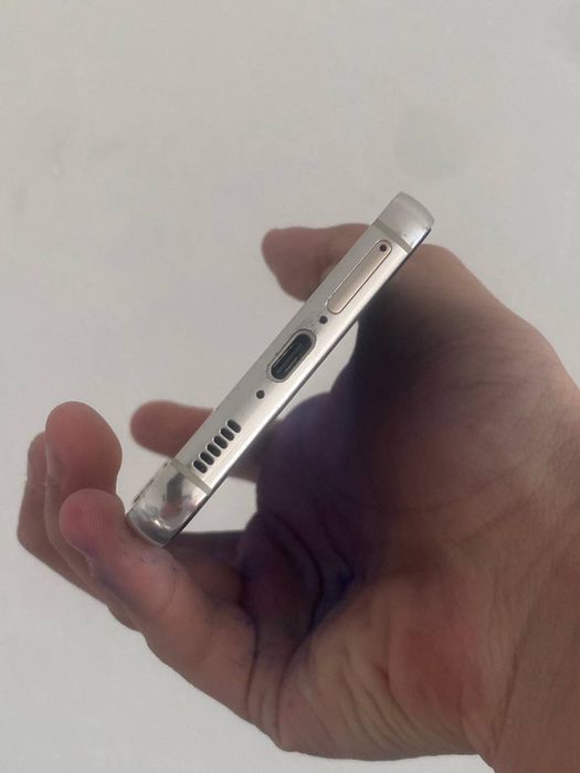 Samsung s23 продам/обмен