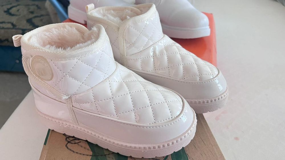 Детская новая обувь