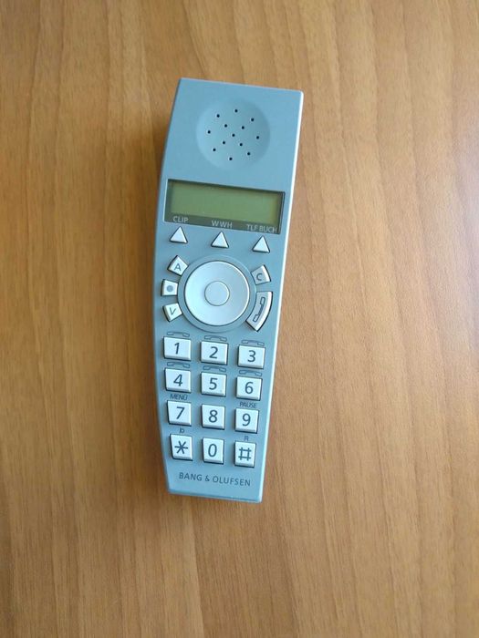 Телефон за ценители Bang & Olufsen