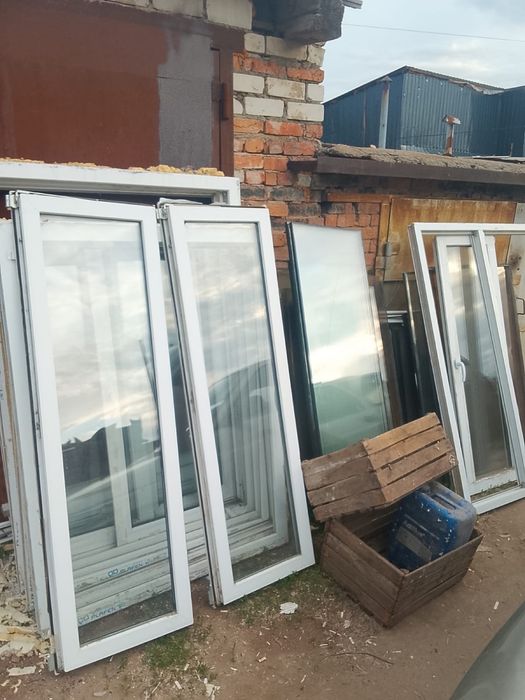 продам пластиковые окно
