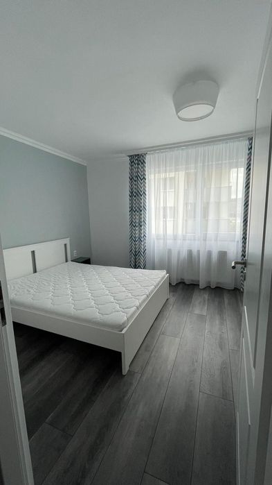 Inchiriez apartament 2 camere cu parcare zona VIVO/BMW