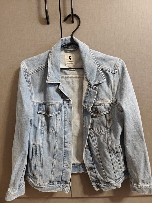 Дънкено яке размер М