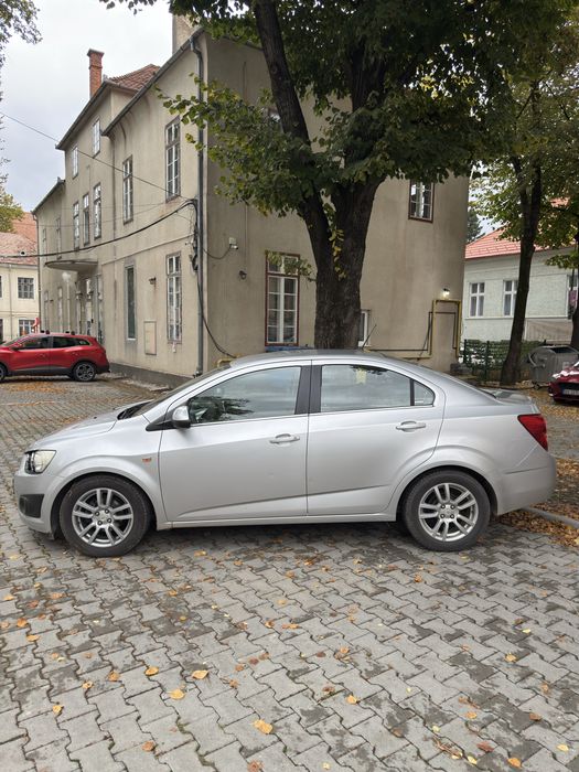 Chevrolet Aveo 2011 - impecabil - 96.000 km