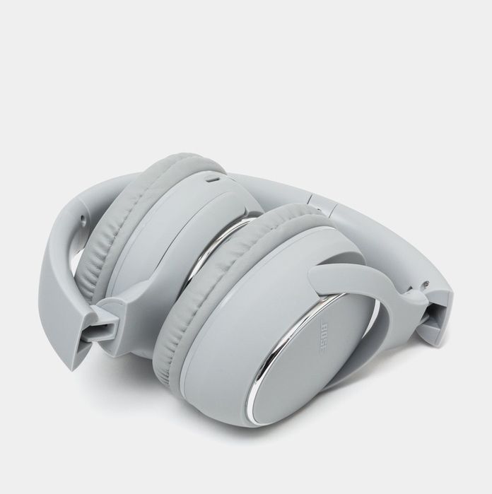 BOSE 700 ultra wireless headphones