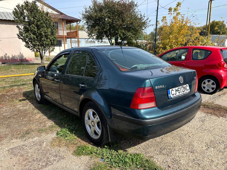 Vând vw bora an 2003