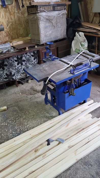 Деревообрабатывающий сттанок