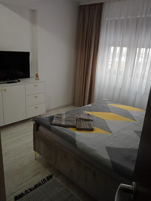 Garsonieră + apartament regim hotelier