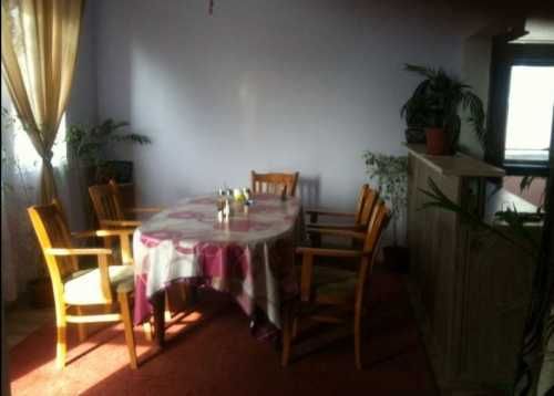 Дава се под наем Тристаен апартамент в Бургас, Сарафово - 120 кв.м за 200 € - Снимка #2