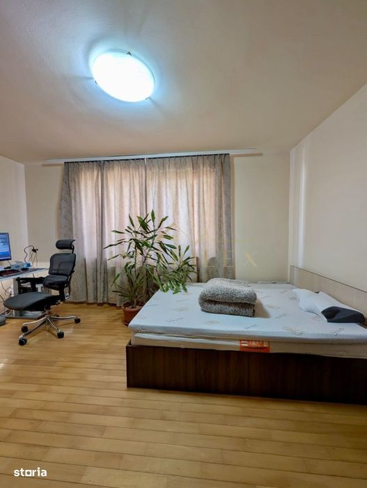 Apartament spatios, 3 camere, decomandate, parcare, zona Buna-Ziua