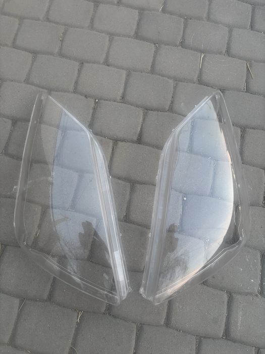 Стекла фар toyota prius 20
