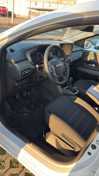 Inchiriez Dacia Logan (2025) + GPL colantata bolt