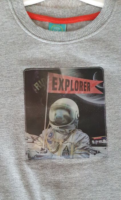 Сива спортна блуза с променяща се картинка Космос 116см.