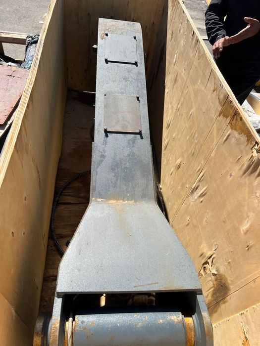 Вибропогружатель