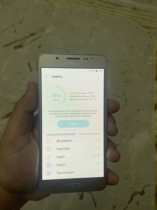 Samsung J5  16гб