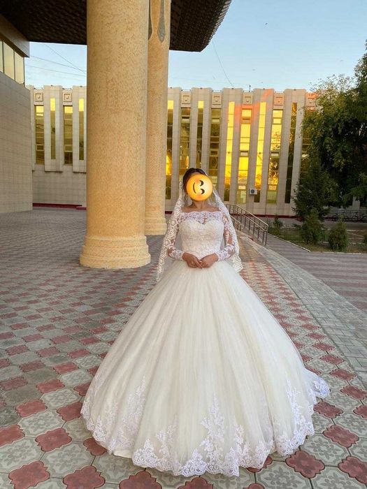 Свадебное платье