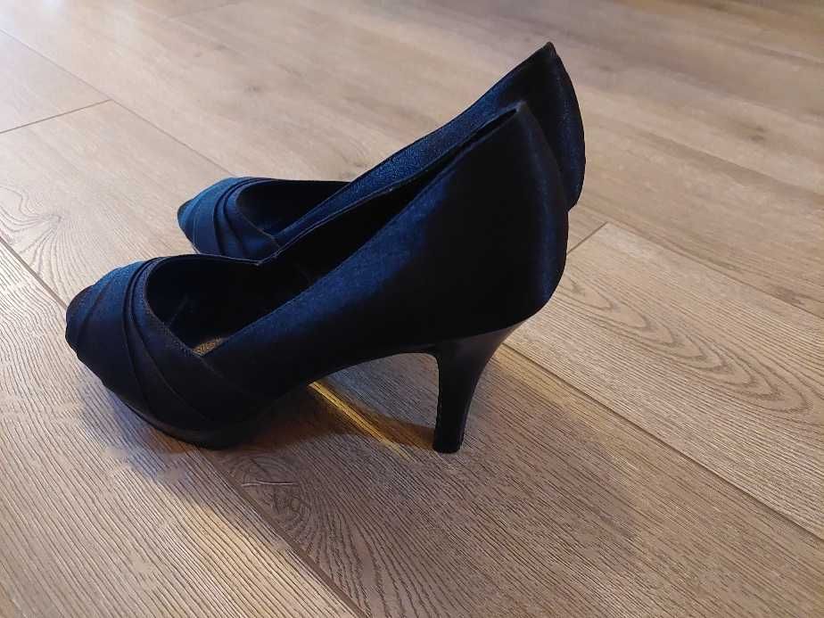 ЕЛЕГАНТНИ Дамски  обувки -НОВИ-последна бройка -40номер