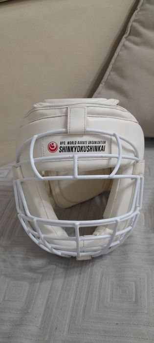 Продам шлем для каратистов