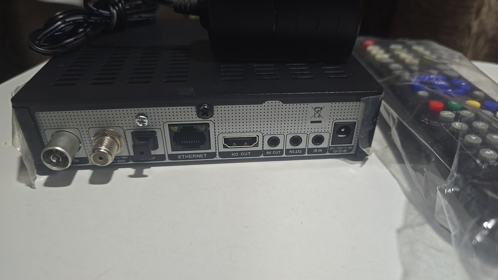 новый тюнер hd box s500 новинка