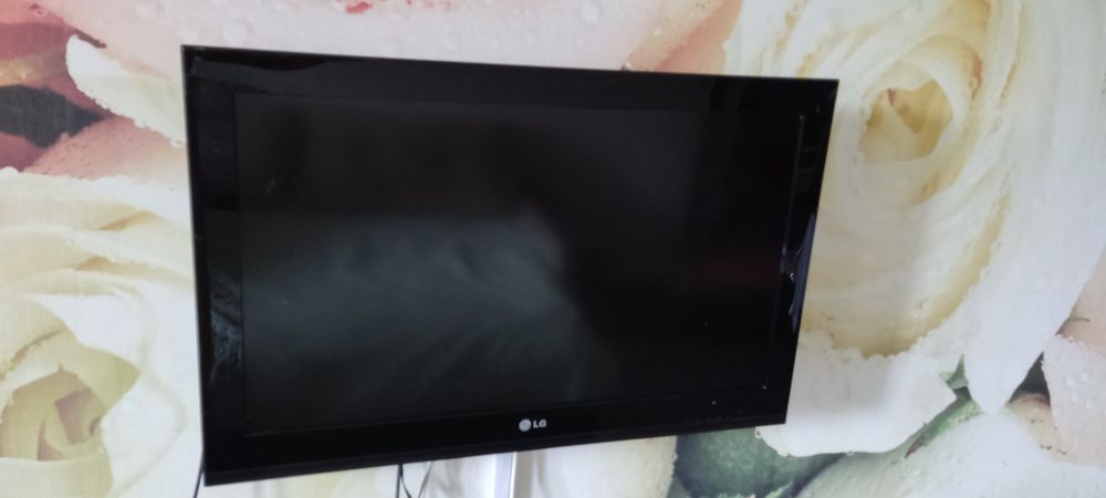 Продам телевизор Lg original