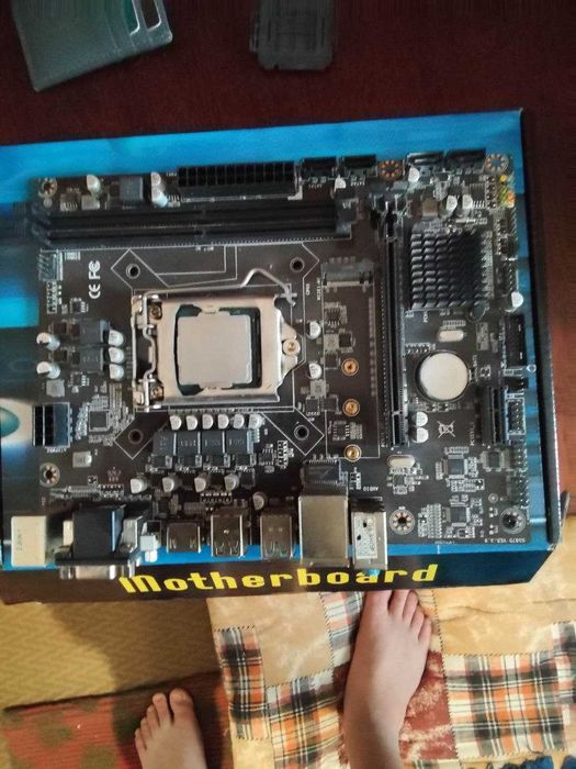 Продам Материнскую плату h510 комплект