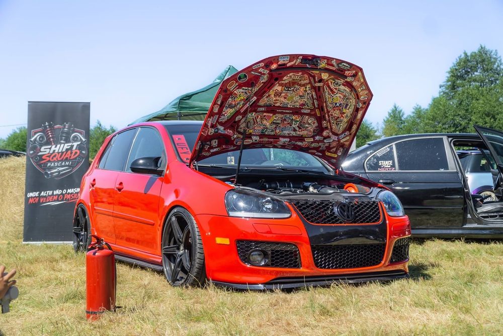 VOLKSWAGEN Golf 2005 — imagine 1
