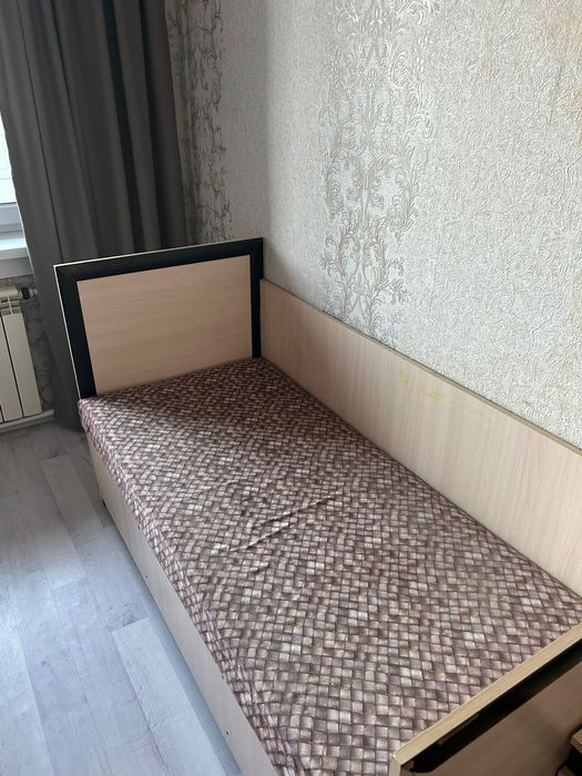 двухспальная кравать +  детский кравать