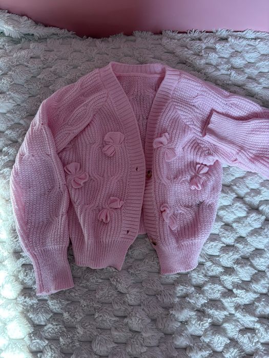 Дамско елече,къса риза и жилетка