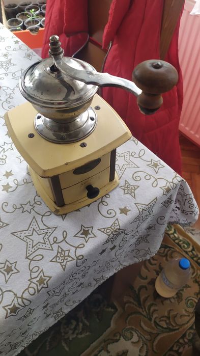 Стара мелница за кафе Zassenhaus се