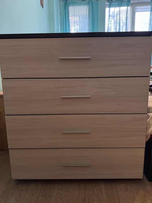 Скрин -спално обзавеждане