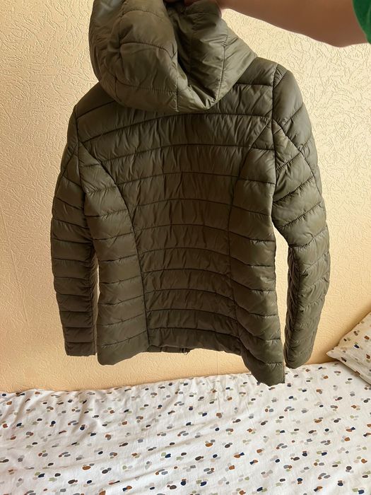 Преходно яке зелено