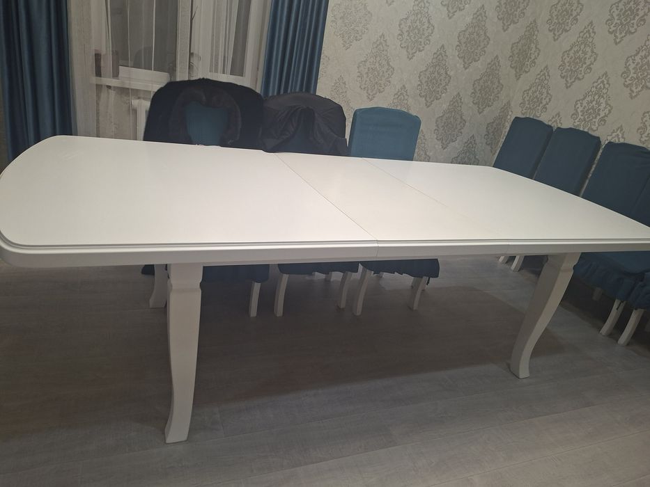 Стол гостиной.узындыгы 3метр .ені 1.70