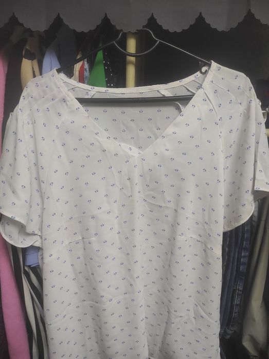 Продам лёгкую блузку