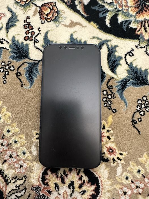 Продам iPhone 12