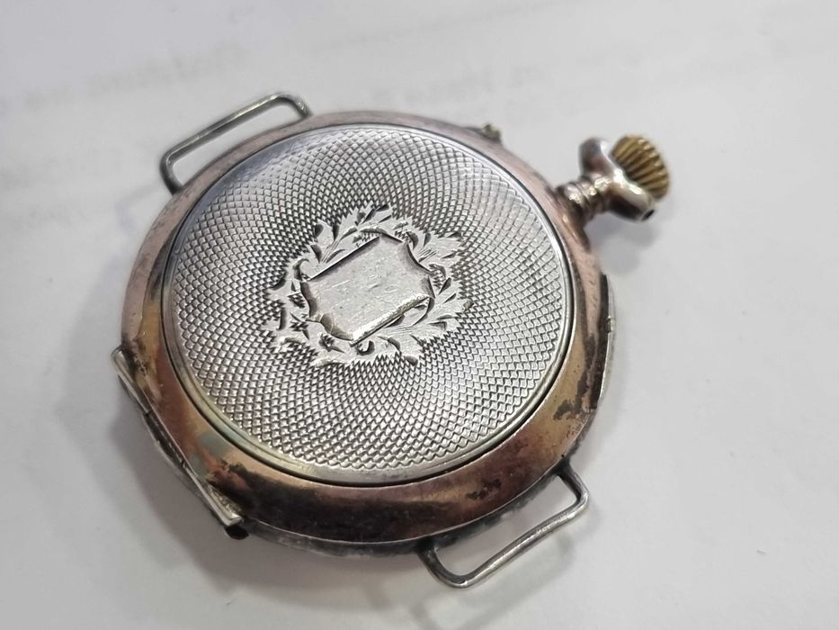 Сребърен часовник