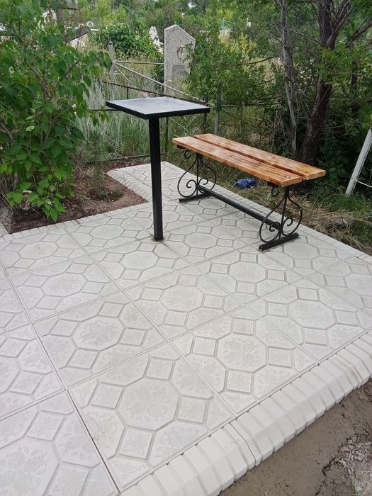 Облагораживание могил.