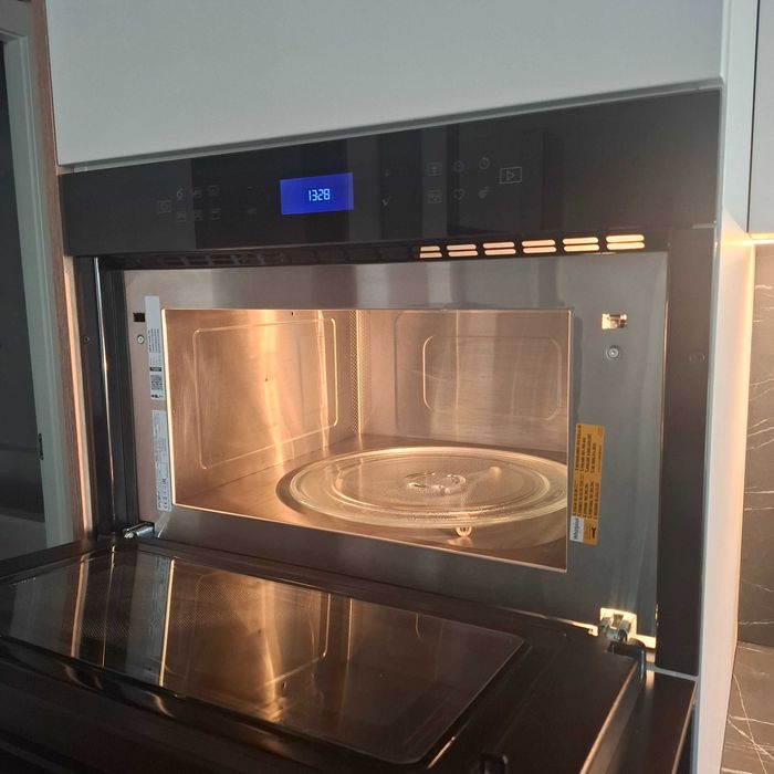 Whirlpool AMW 6440 FB Cuptor cu microunde