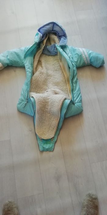 Продам комбинезон для новорождённых