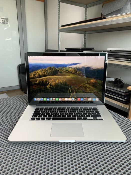 Macbook pro 15 2013 Retina. Core i7.