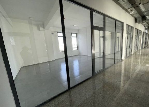 Сдаётся в аренду магазин, под офис или склады, ТРЦ Индекс Ташкент