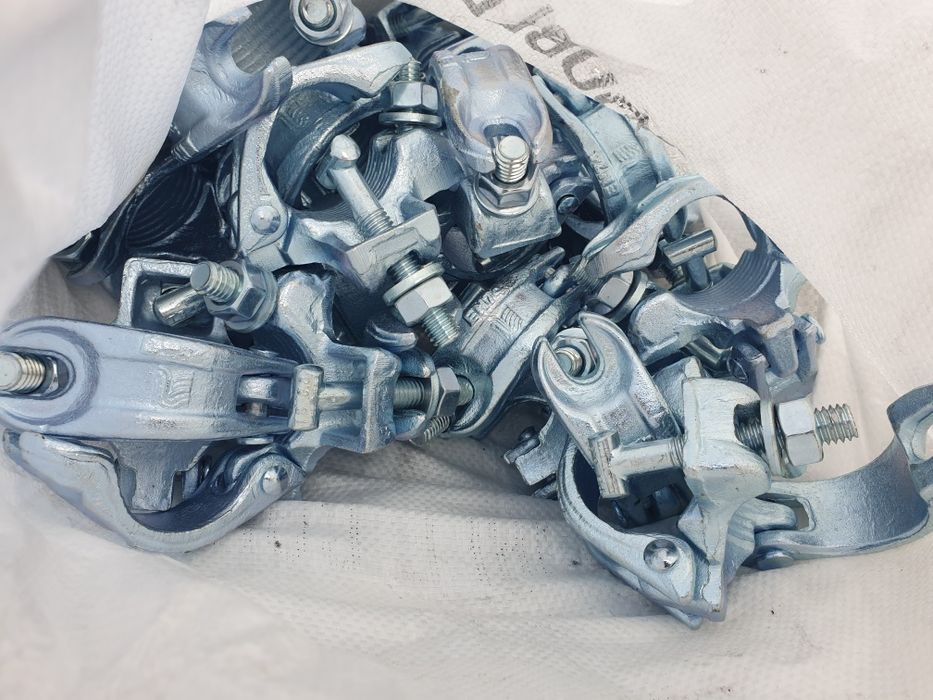 Ново тръбно скеле