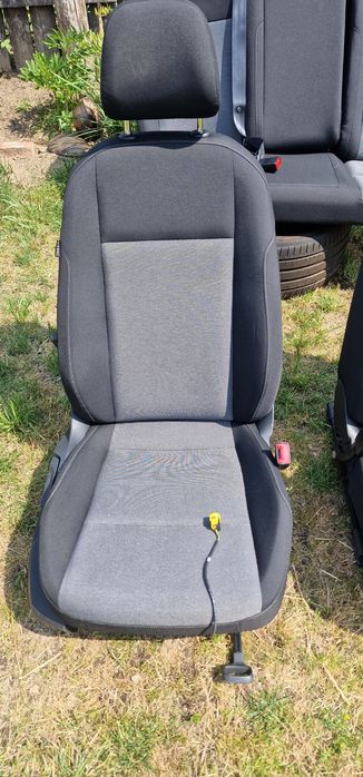 Golf 7 scaune și banchetă