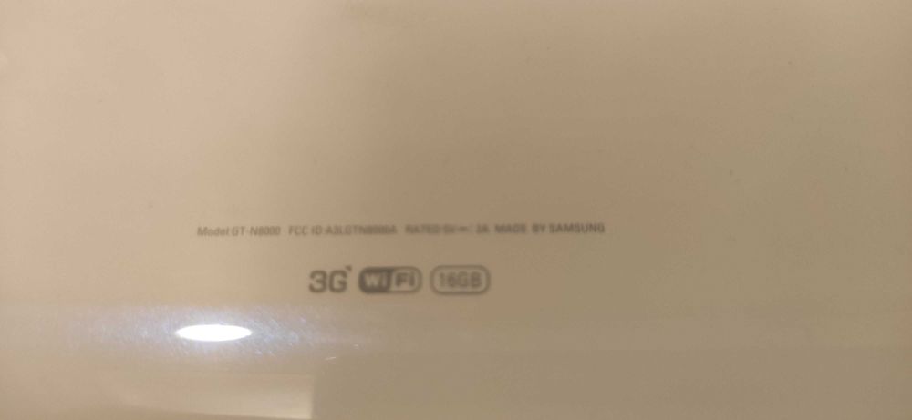 Планшет Samsung Galaxy Note 10.1 N8000 16Gb