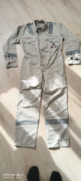 Спецодежда 2XL-2шт, S - 2шт