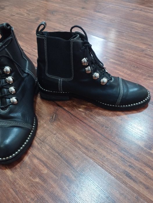 Туфли полуботинки сапоги женские очень хорошим состаяния