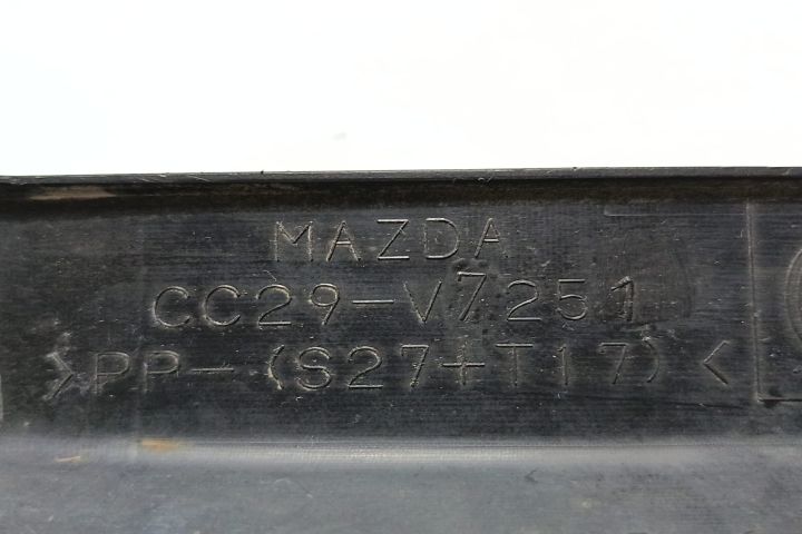 Spoiler bara spate cu lampi CC29V7251 Mazda 5 CR