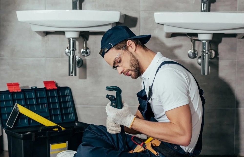 Сантехник мастер