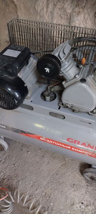 Продам ременной компрессор Grandfar GF2065